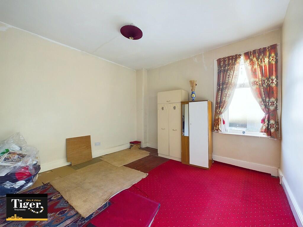 CAM03440G0-PR0182...