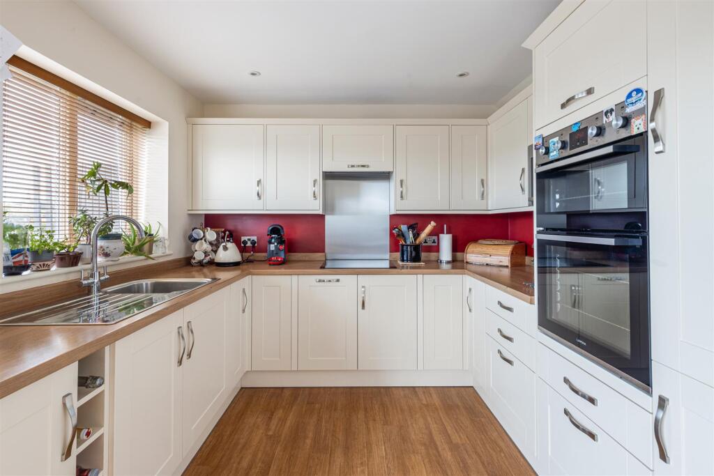A15 - 64 Vincents Road, Kingsbridge - 251001.jpg