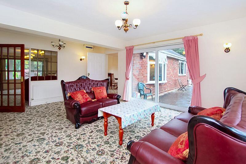 SITTING ROOM