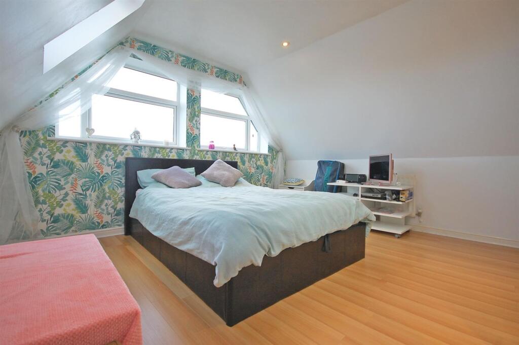 Top Floor Right.jpg