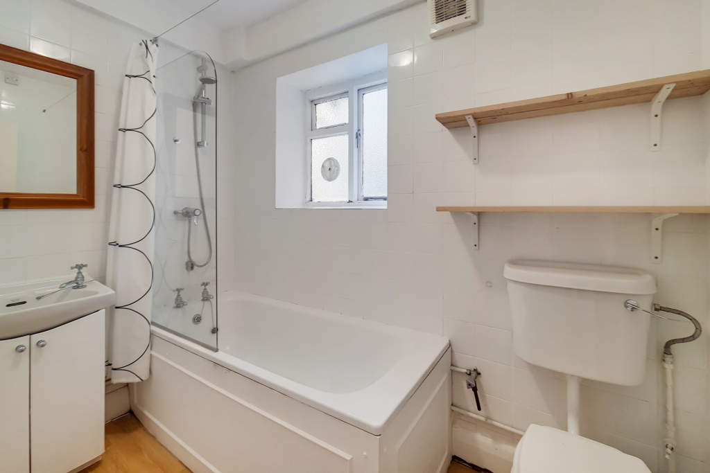 BATHROOM ONE