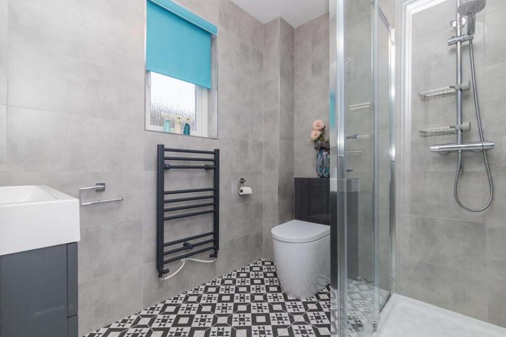 42 Strathcarron Drive, Paisley PA27AW-22