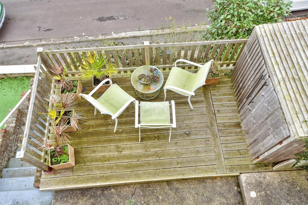 Patio / Decking