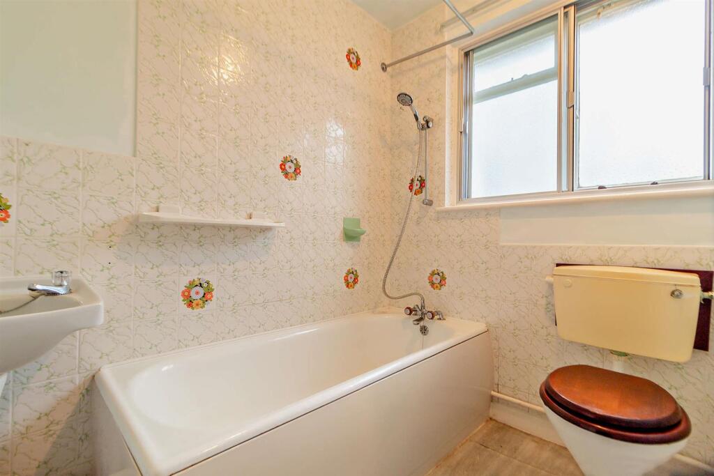8633512-interior01-800.jpg