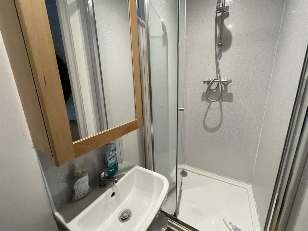 shower room.jpg
