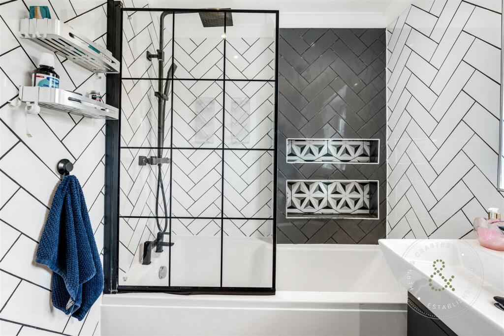 Long Heath Close, Hern Crabtree (40).jpg