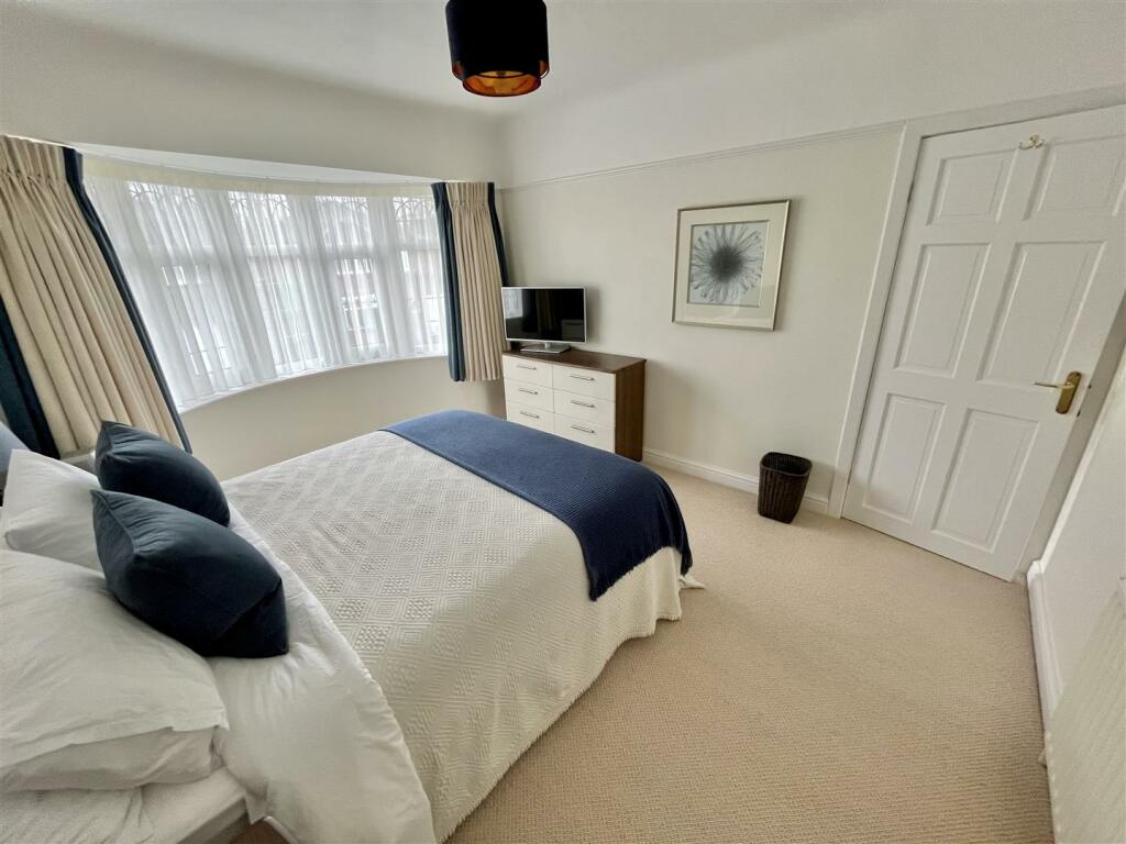 Bedroom 2 Aspect 2.jpg