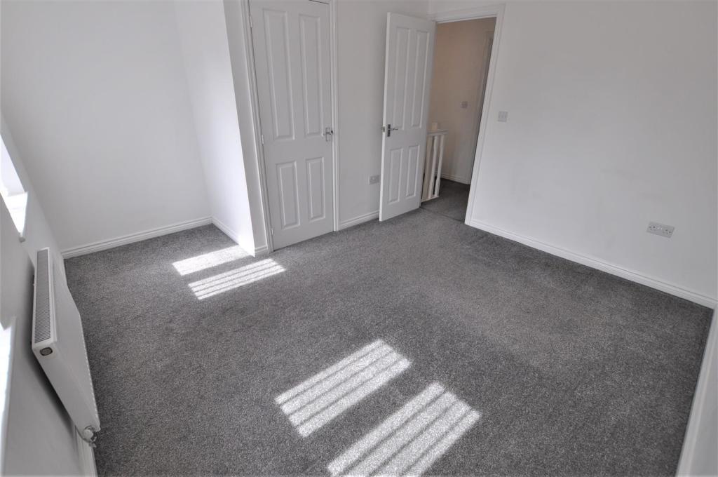 Bedroom 1a.JPG