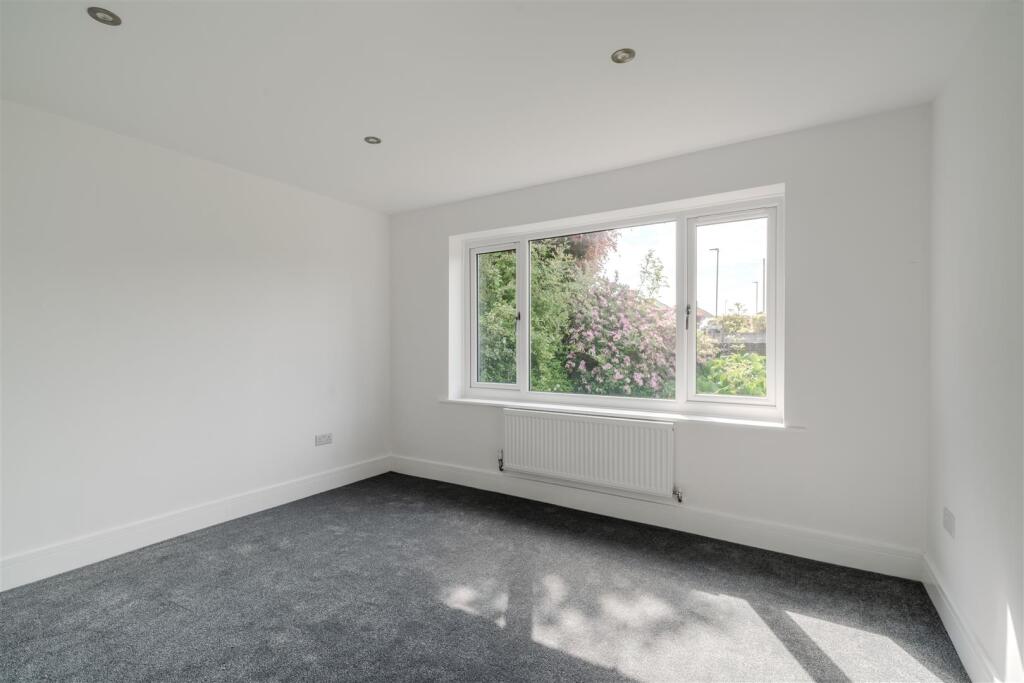 Bedroom1.jpg