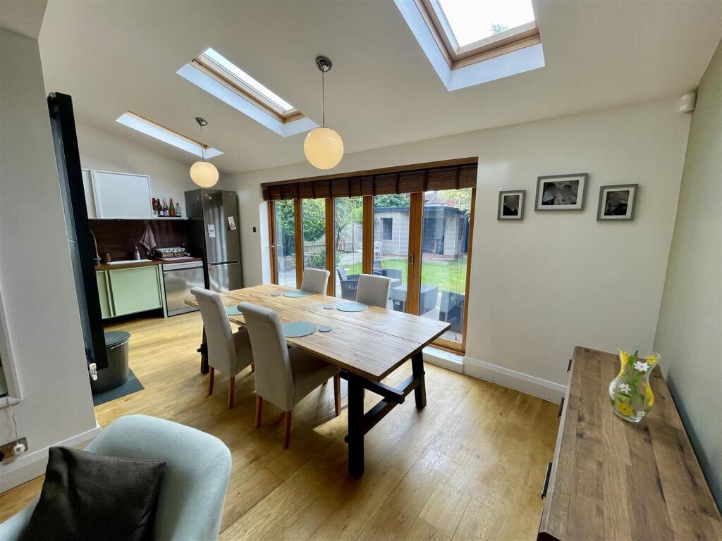 Kitchen/Diner/Family Room