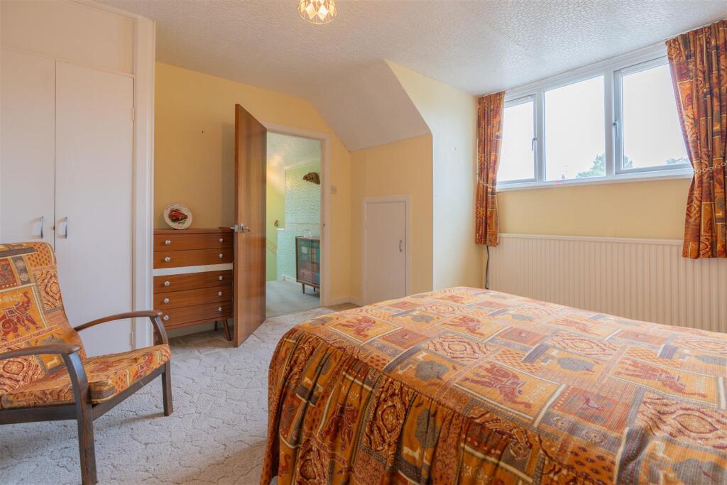 28 Siddington Avenue-35.jpg