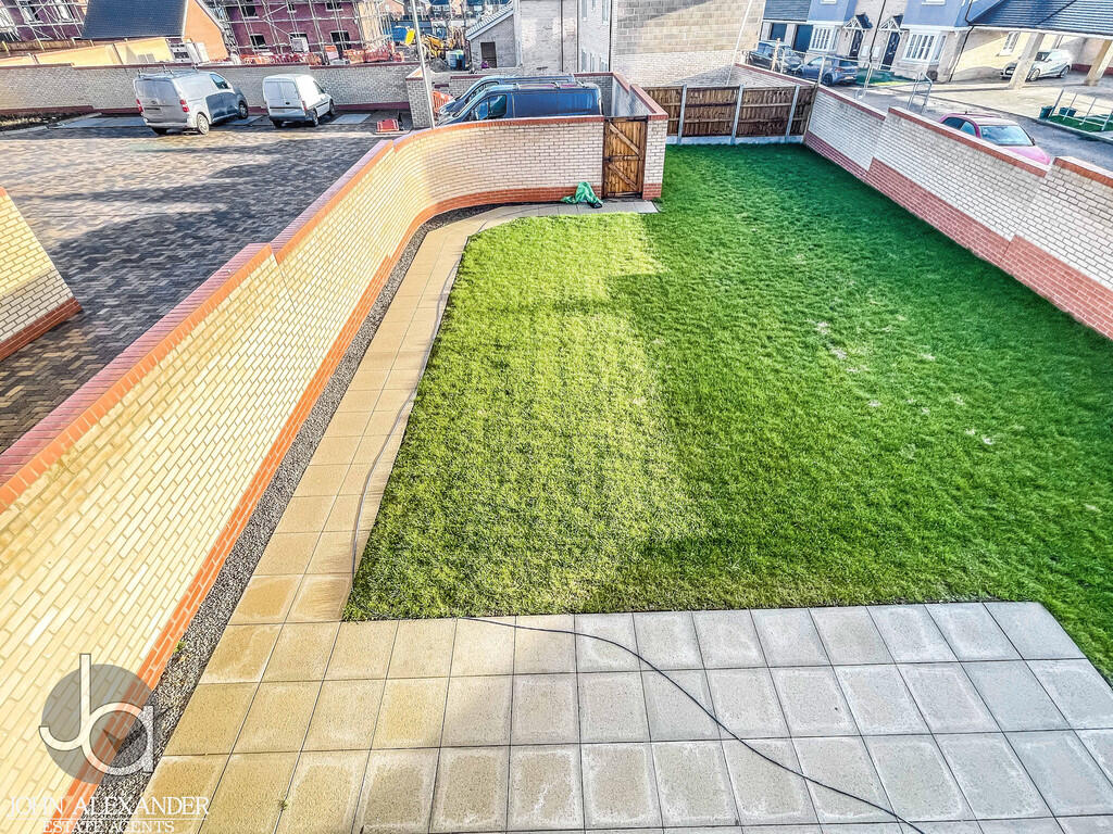 20251202_09564496...