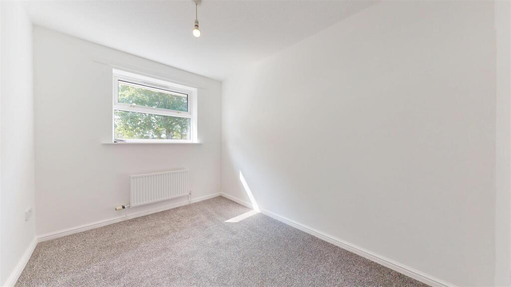 Bourne Gardens Bedroom