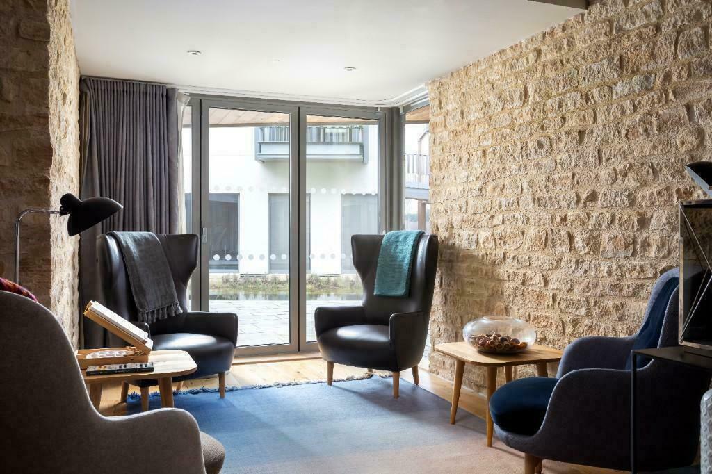Communal Lounge