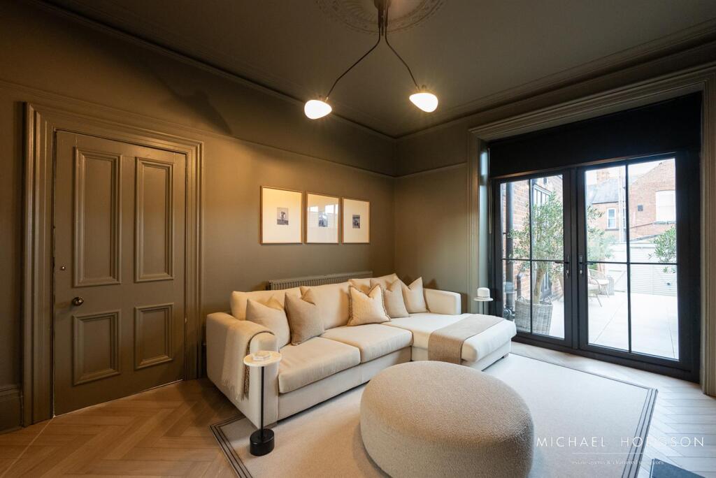 80 Ewesley Road-11.jpg