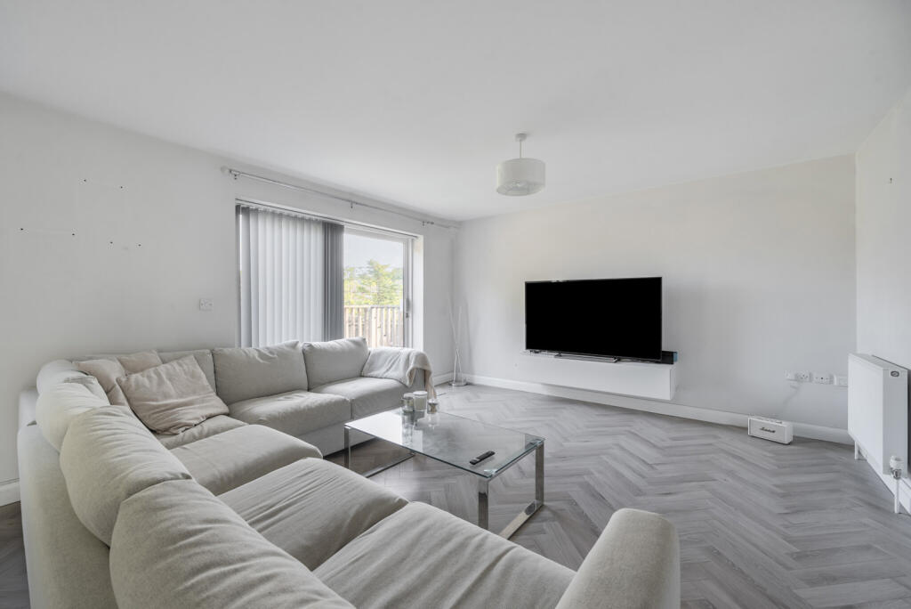 1359482-16-68d3b2...