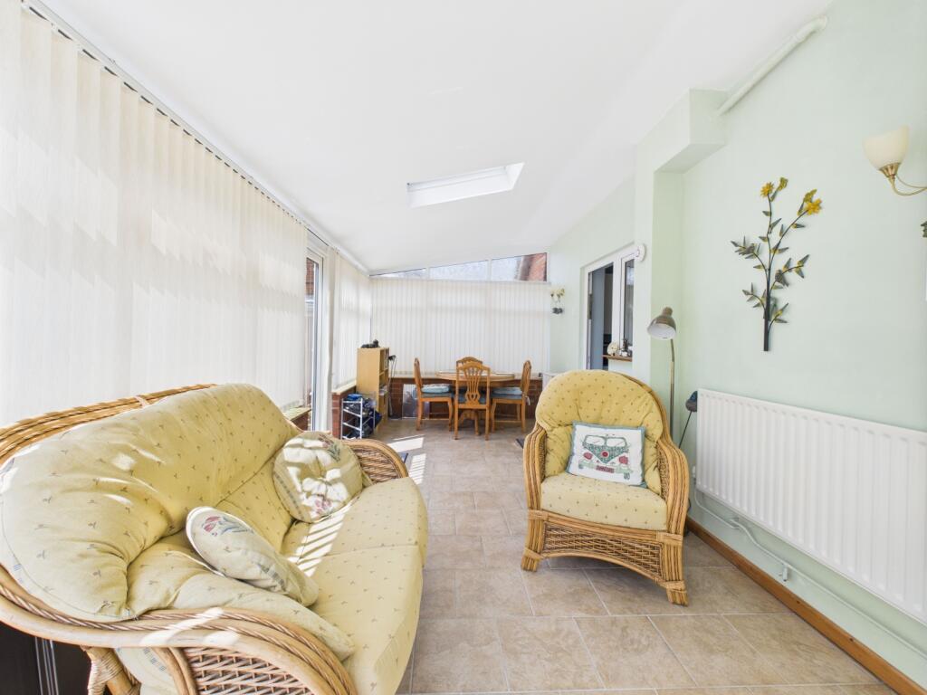 4. CAM04922G0-PR0051-STILL005