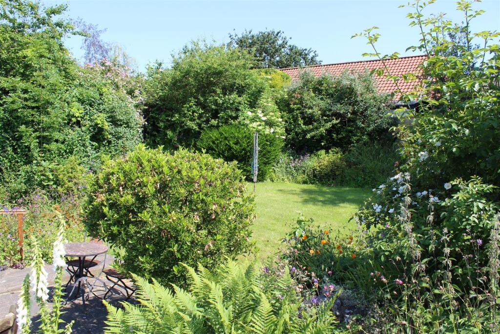 GARDEN