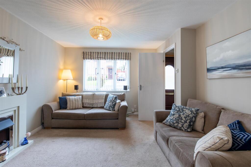 6 Lady Nairne Drive, Perth-46.jpg