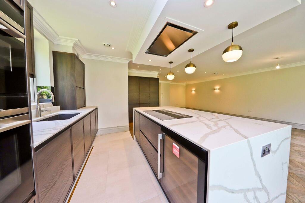 9 Brompton House photo 4.jpeg