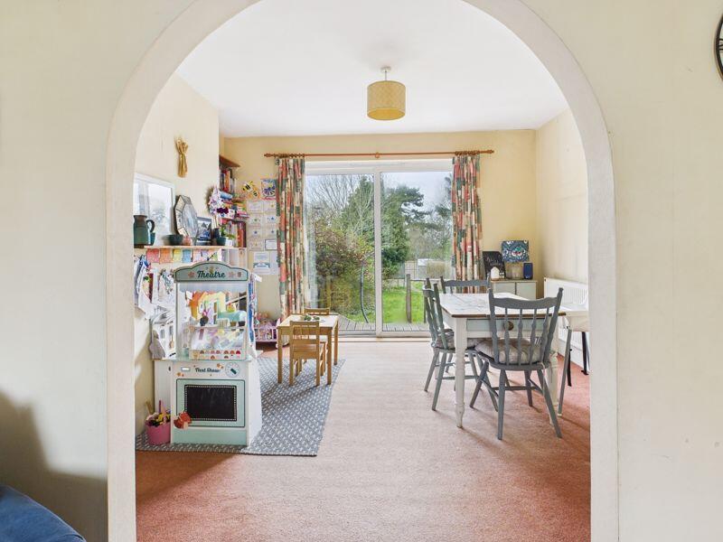 Sitting room to dining room