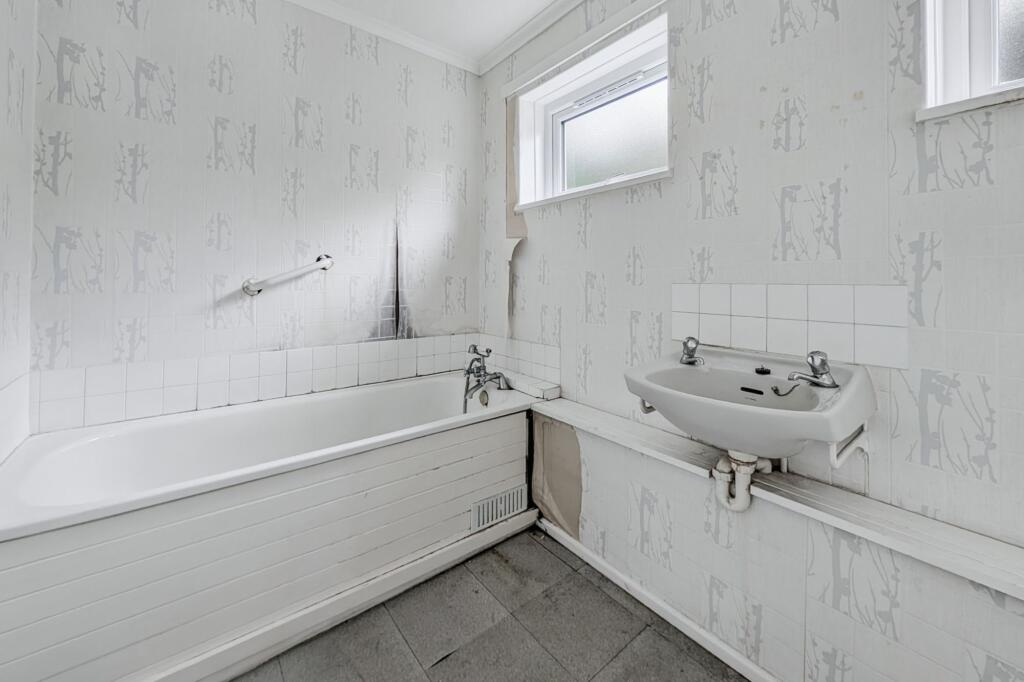 36 Evesham Place, Cramlington, Northumberland, NE23 8JF