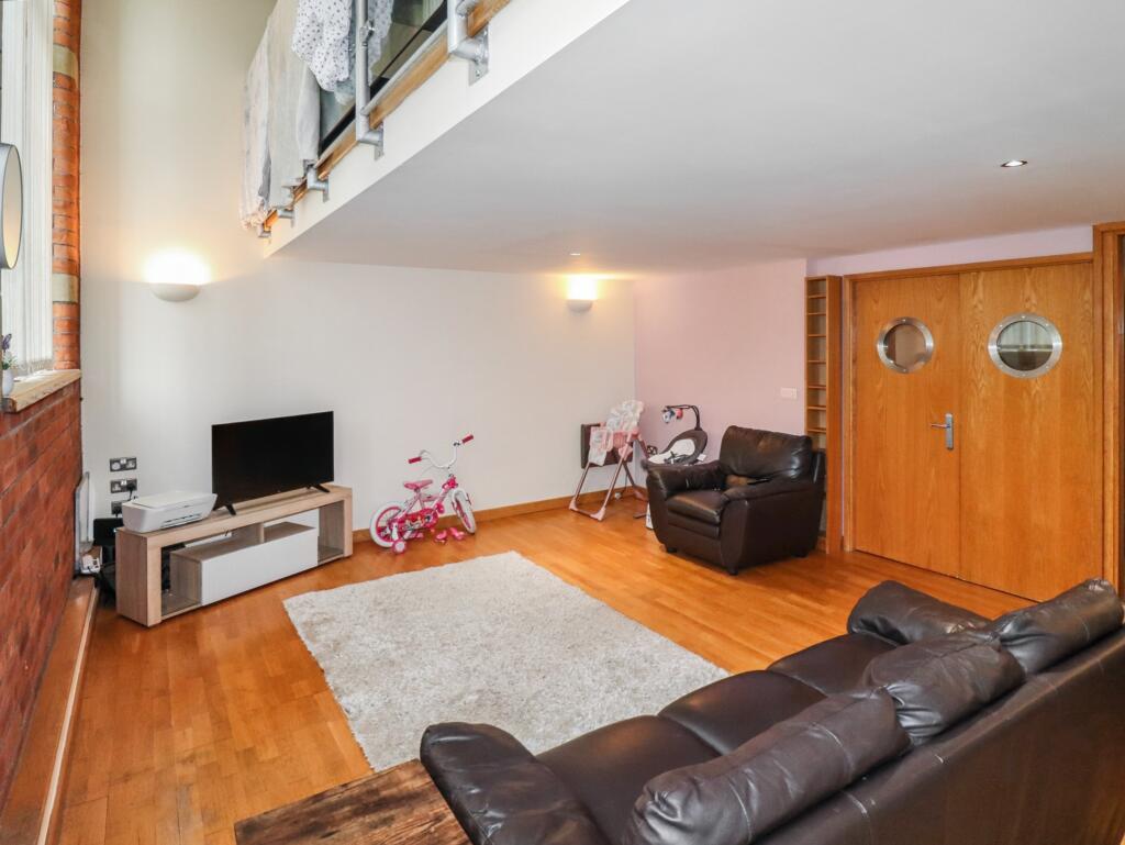 20251008062638 IMG 2727 FDZ8y T202510091419.jpg