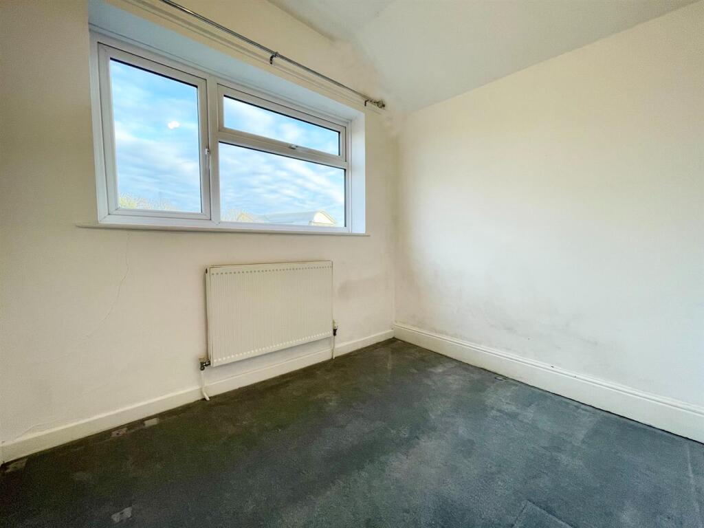 Bedroom 3.jpg