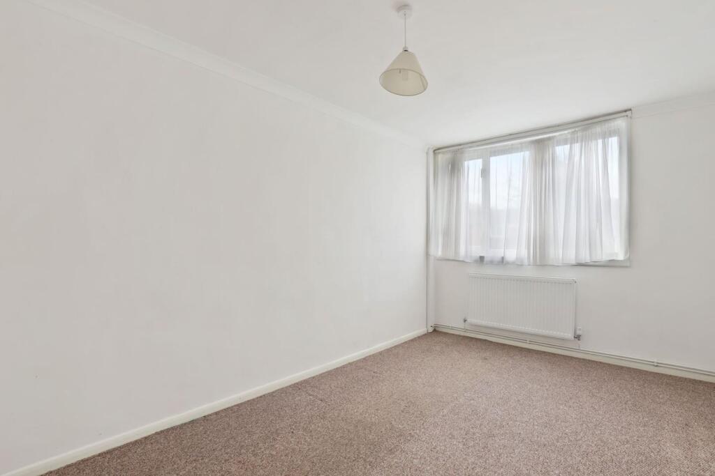 13-9120JHPropWpen - Flat C, 15 Lynette Road - 39 (