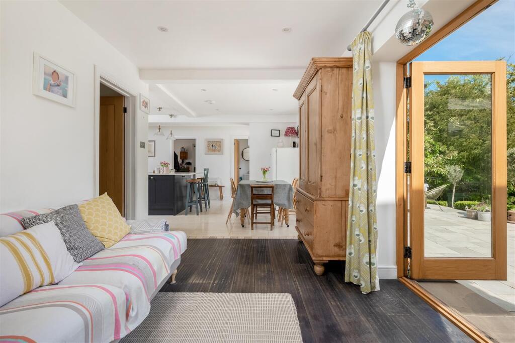 Apple Cottage-1621-6.jpg