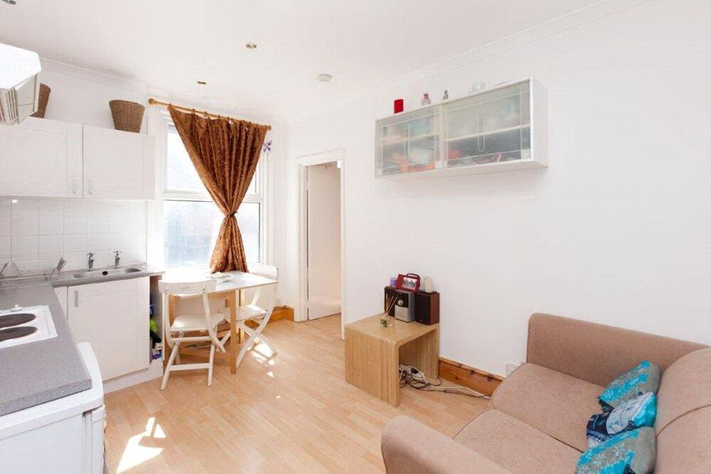 Kitchen/Living Room