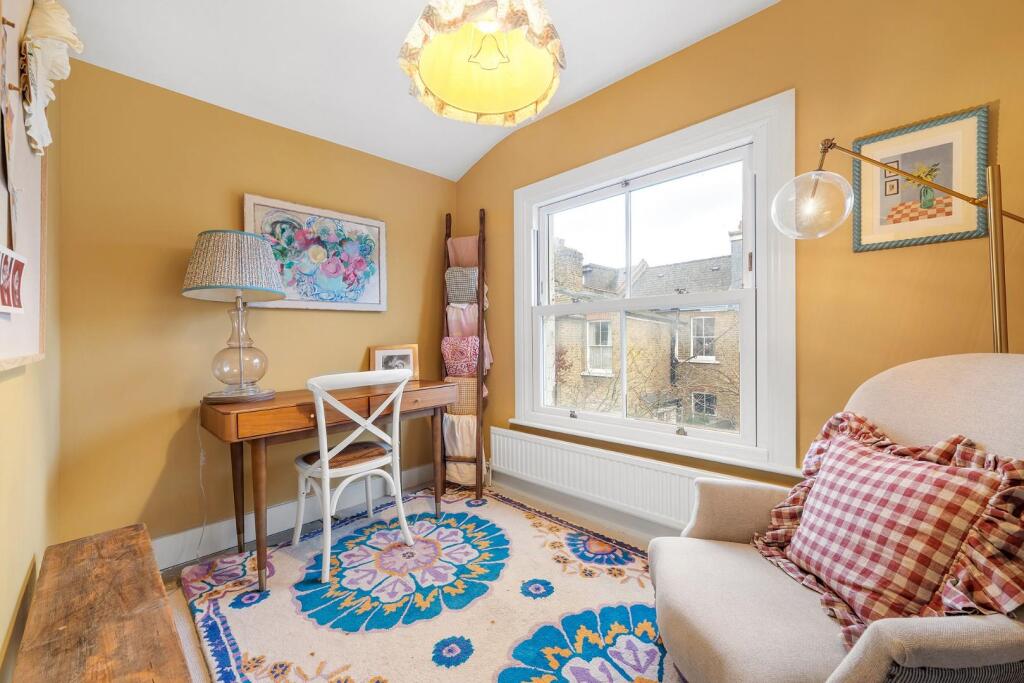 Bedroom 4.JPG