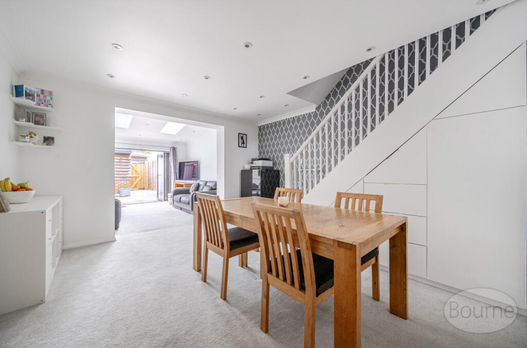 ffb7ecad-de89-443...