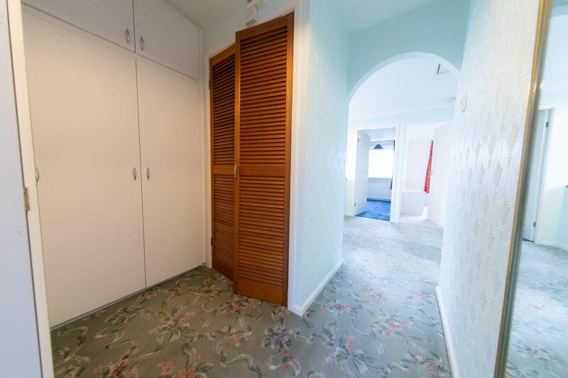 Landing storage area