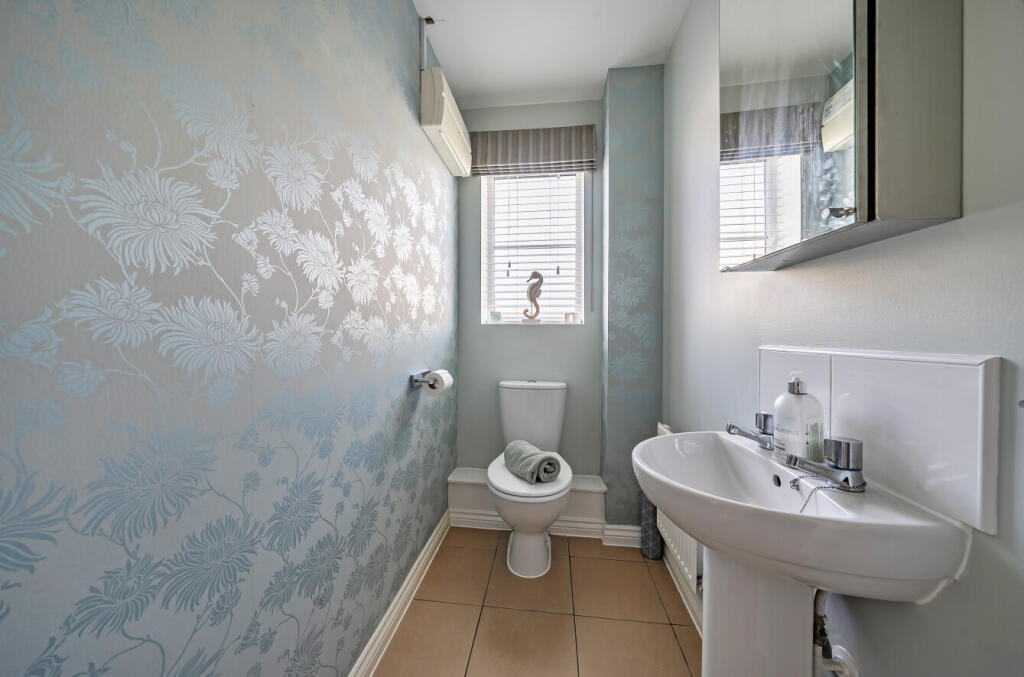 13436551568a87455ed16d