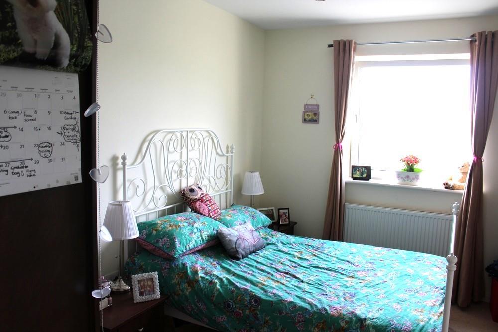 Bedroom.JPG