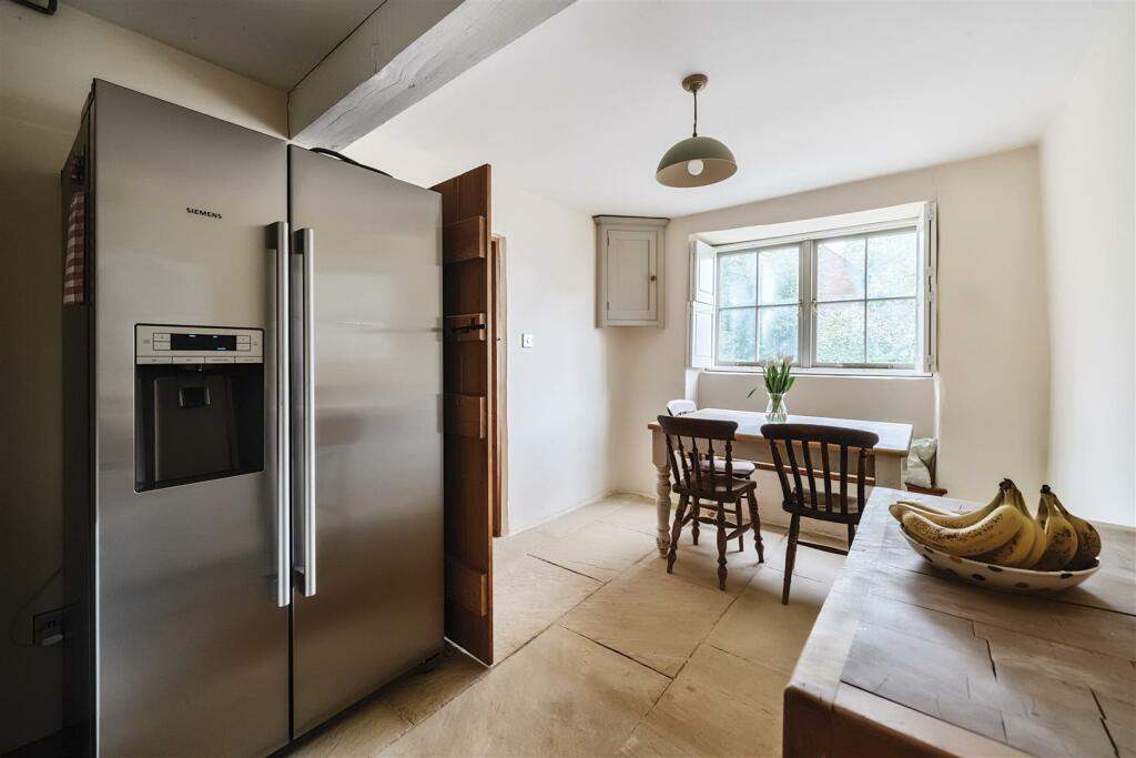 The Beeches (13).jpg