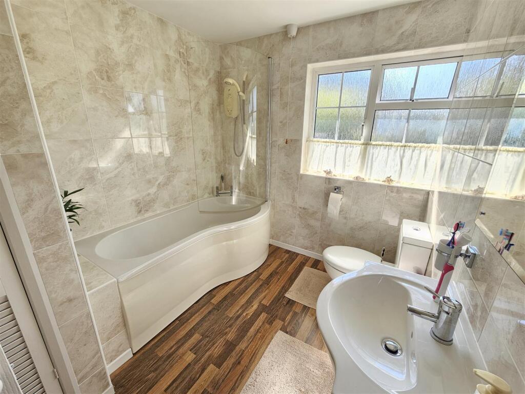 En Suite.jpg