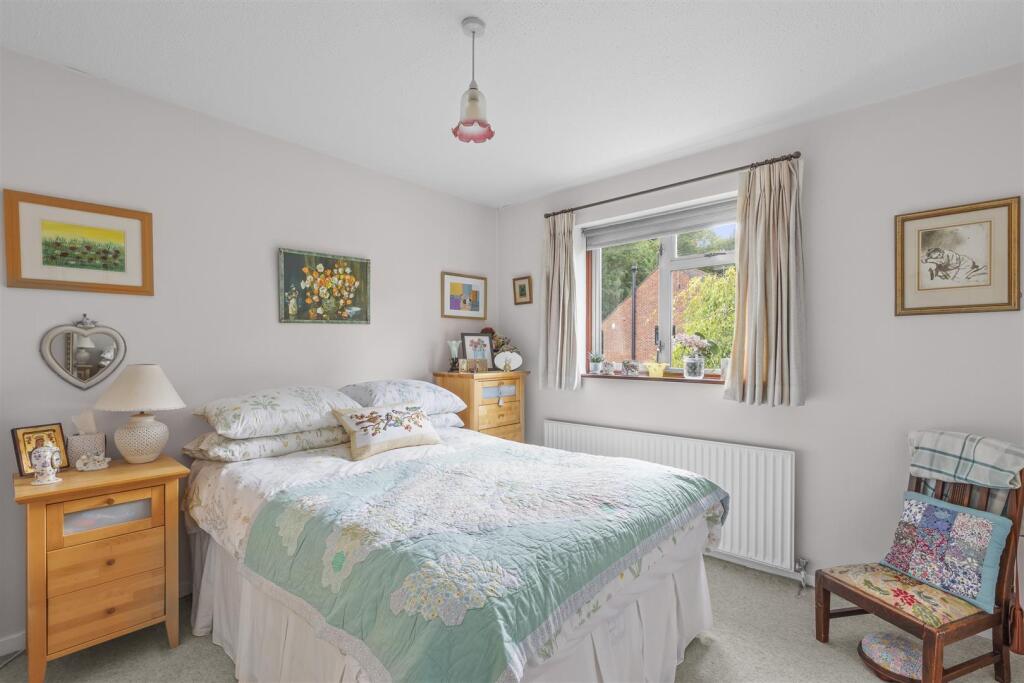 10 Portway Drive, HP12 4AU-3.jpg