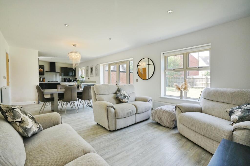 Kitchen/Family Room