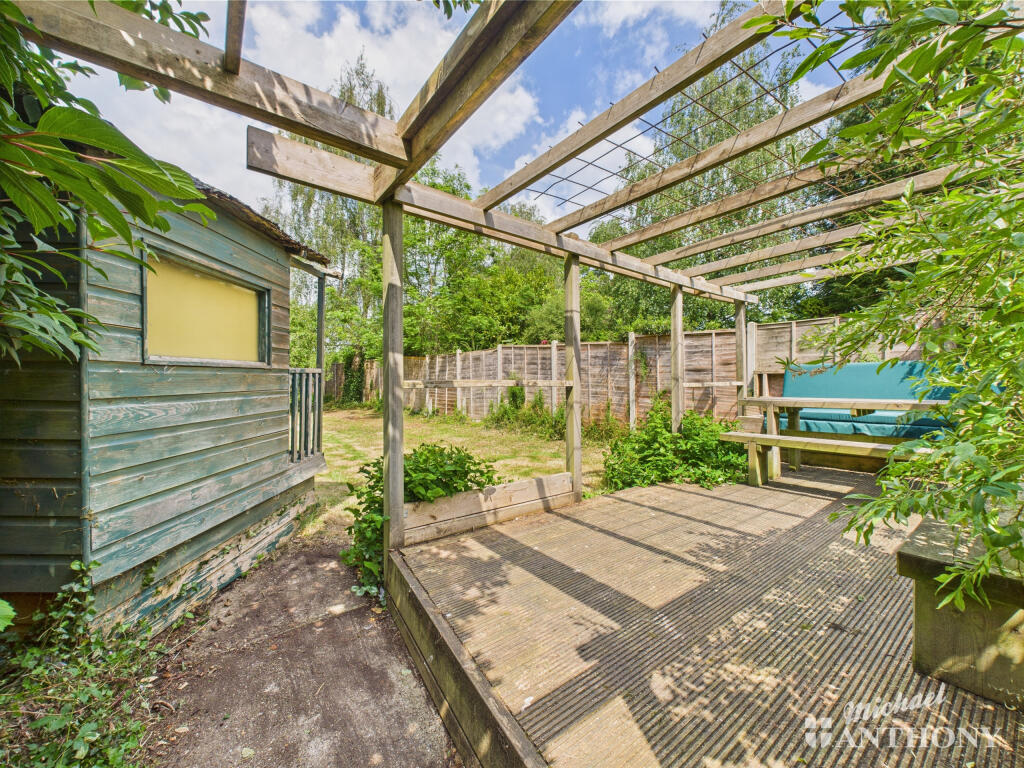 CAM03218G0-PR0659-STILL029