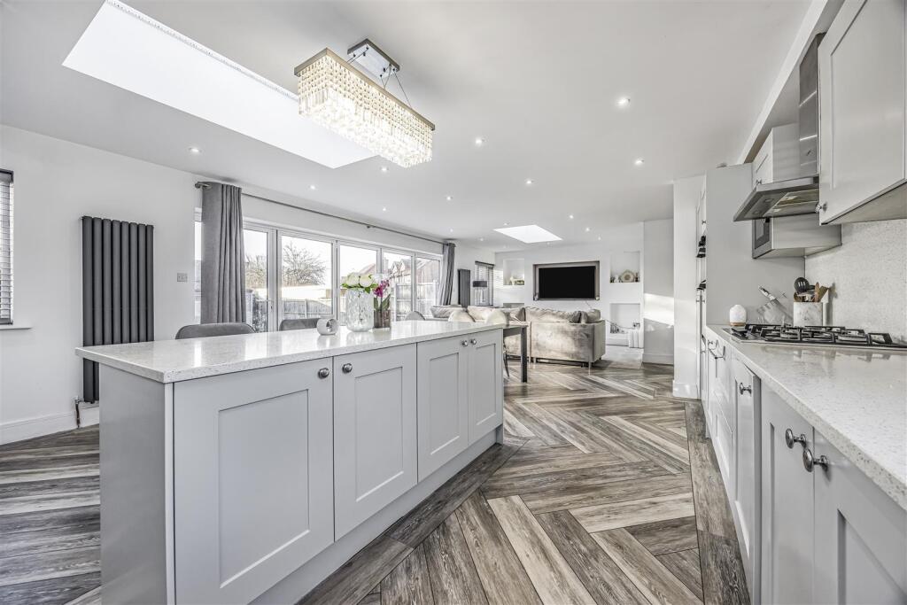 2 Dorrita Avenue, Cowplain-PorticoMarketing-SoldBy