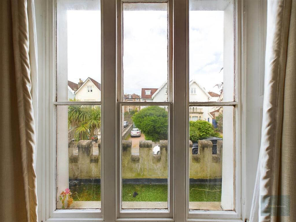 CAM02525G0-PR0093-ST