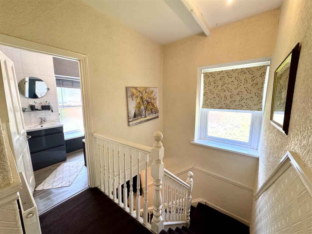 FIRST FLOOR STAIRS AND LANDING