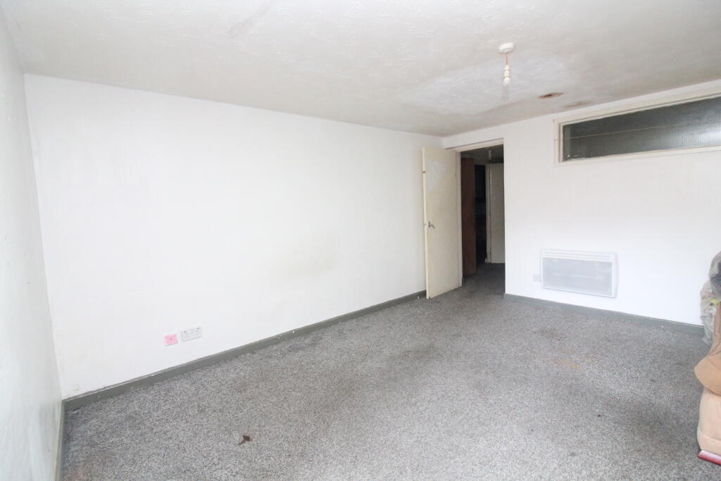 Lounge T202512101126.jpg