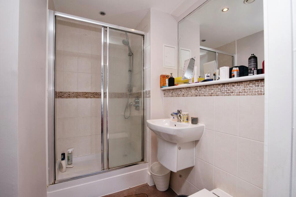 Ensuite