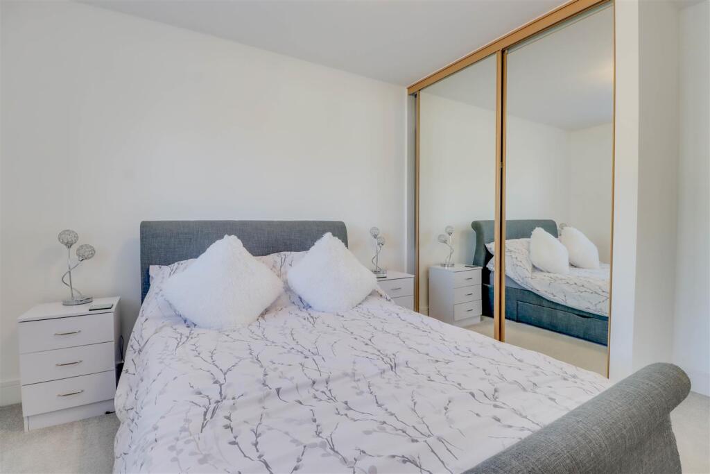 24 LIBERTY WAY INSIDE.jpg