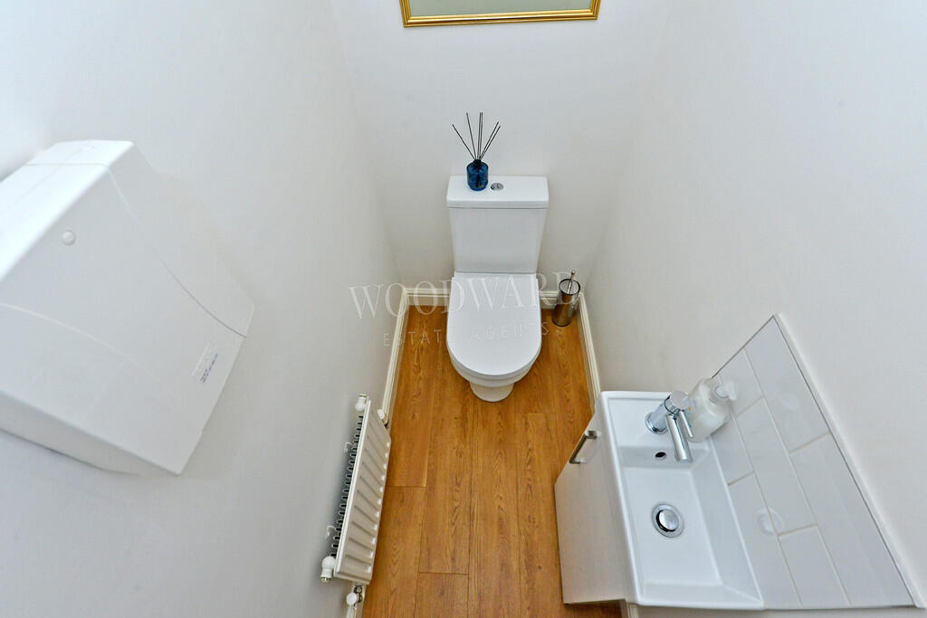 Cloakroom/WC