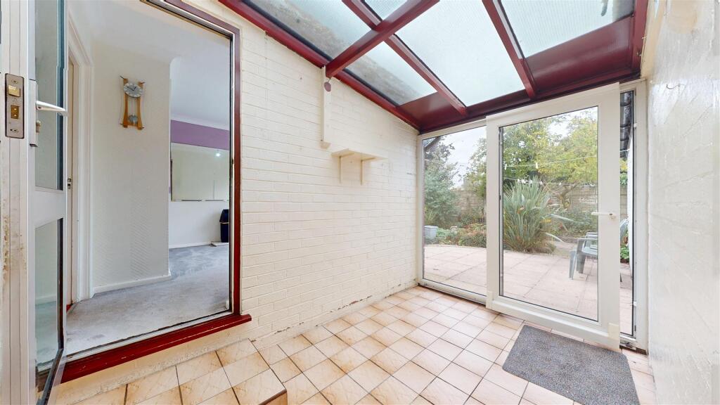 Humber Crescent Sun Room