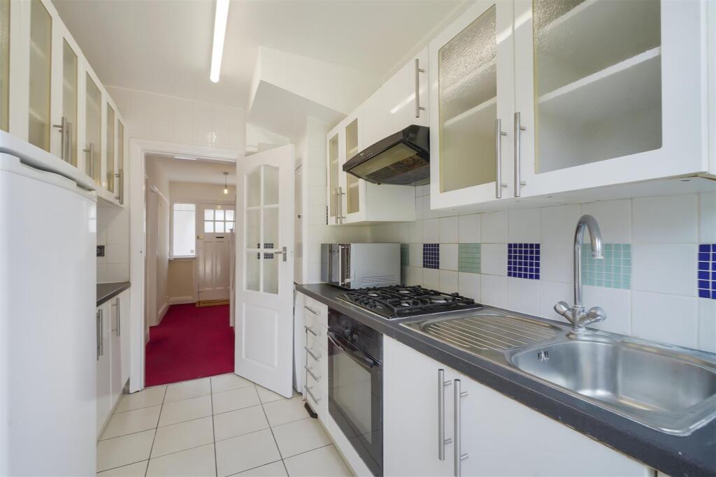 41 Cambridge Avenue - Pcb83YxEMBaaG3tW7F2d.jpg